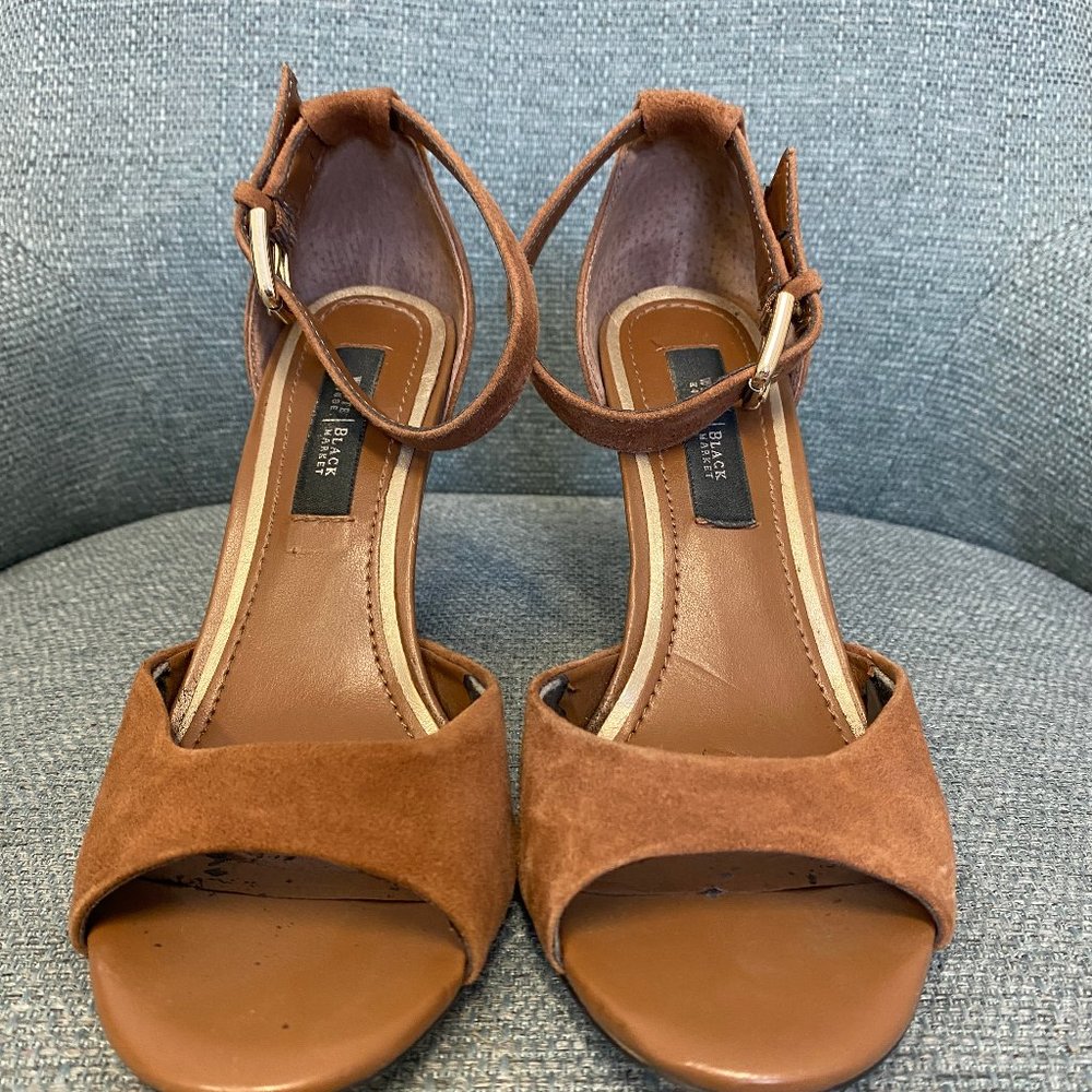 Tan Suede Nine West Heel
